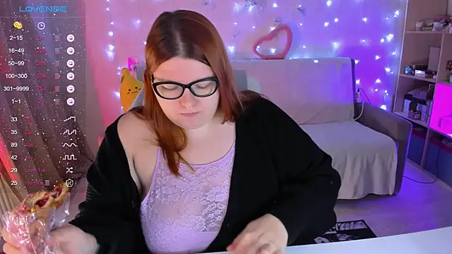 Snapshot of Melissa_Purr chatting on 01/14/25, 03:15 Melissa Purr online show from 01/14/25, 03:15