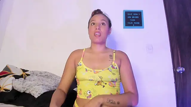 katia  dann online show from 10/24/25, 04:28