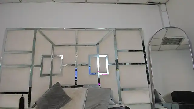 Ivanna18 x online show from 10/29/25, 04:22