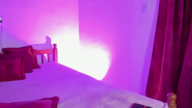 Ivanna18 x online show from 03/06/26, 04:07