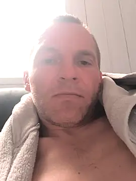 AttractiveSilk5 online show from 05/03/26, 11:47