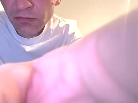 AttractiveSilk5 online show from 04/03/26, 11:55