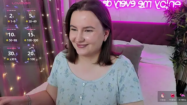 FeralPeach online show from 12/21/25, 08:05