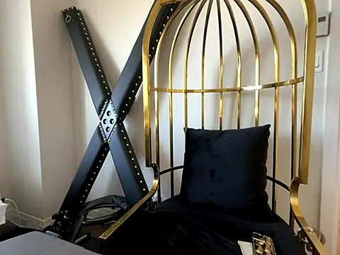 Snapshot of yourgoddessangela chatting on 09/15/25, 02:28 yourgoddessangela online show from 09/15/25, 02:28