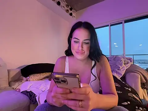 yourgoddessangela online show from 12/15/25, 09:20