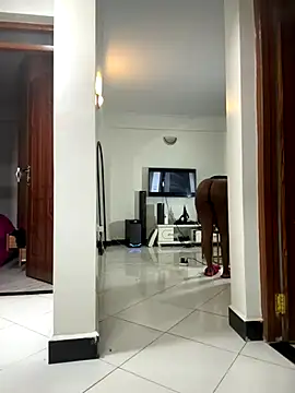 Snapshot of Rose_berry chatting on 11/28/25, 06:13 Rose berry online show from 11/28/25, 06:13