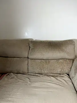 Snapshot of Rose_berry chatting on 11/23/25, 04:22 Rose berry online show from 11/23/25, 04:22