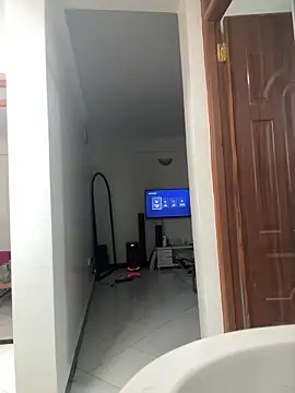 Snapshot of Rose_berry chatting on 10/28/25, 07:40 Rose berry online show from 10/28/25, 07:40