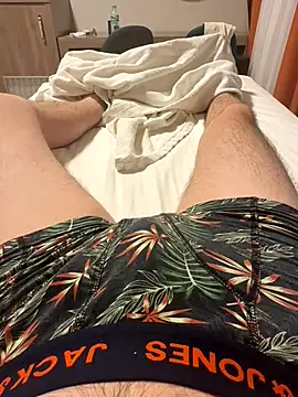 youngermansas online show from 09/23/25, 12:28