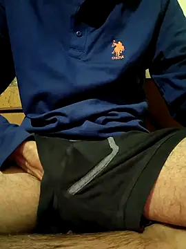 Collegeboywithbigweapan21 online show from 12/05/25, 04:49