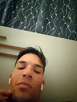 719610 online show from 04/14/26, 02:38