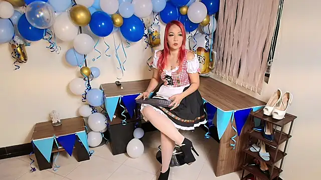 Snapshot of missmabelle chatting on 10/03/25, 02:26 missmabelle online show from 10/03/25, 02:26