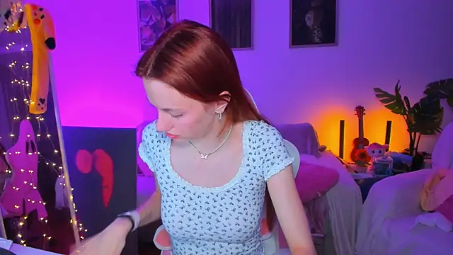 Alyssa Smitt online show from 09/15/25, 12:00