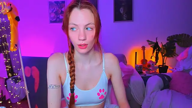 Alyssa Smitt online show from 10/13/25, 12:23