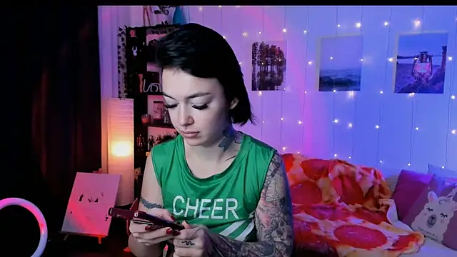 Magic Allie online show from 12/02/25, 06:37