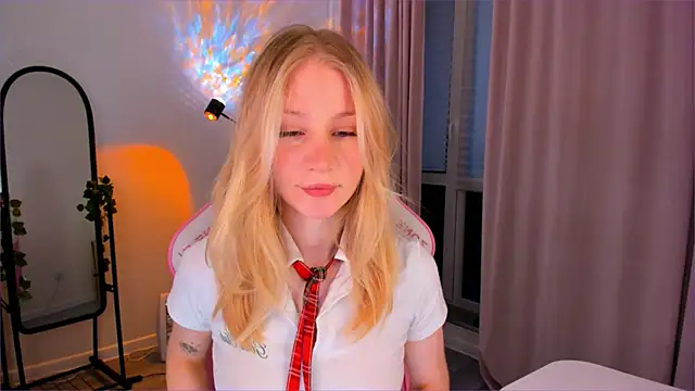 Eva Davi online show from 03/28/26, 03:07