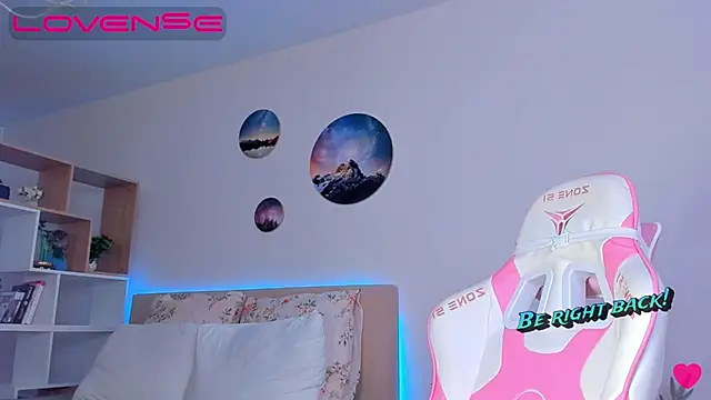 Snapshot of Mermaid_Melody chatting on 02/16/25, 08:54 Mermaid Melody online show from 02/16/25, 08:54