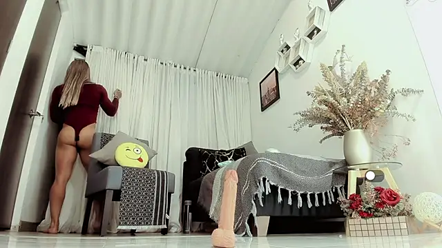 stefany sexy  online show from 04/02/26, 12:40