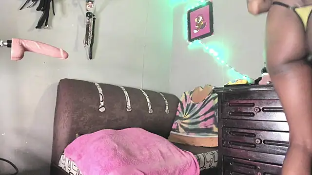 sexy-Bunny online show from 10/29/25, 10:31