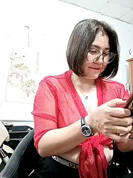 Rose DiDi online show from 05/13/26, 04:47
