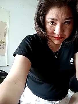 Snapshot of Rose_DiDi chatting on 04/03/26, 02:51 Rose DiDi online show from 04/03/26, 02:51