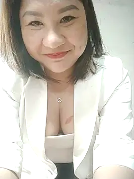 Rose DiDi online show from 02/17/25, 05:14