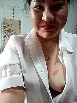 Snapshot of Rose_DiDi chatting on 03/27/26, 04:21 Rose DiDi online show from 03/27/26, 04:21