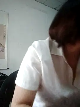 Snapshot of Rose_DiDi chatting on 03/24/26, 02:33 Rose DiDi online show from 03/24/26, 02:33