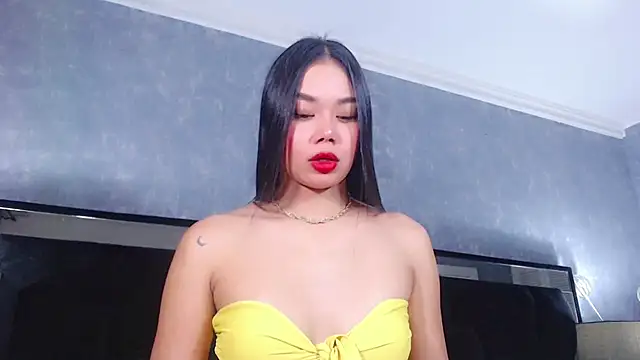Snapshot of JasmineMoore chatting on 02/11/25, 08:42 JasmineMoore online show from 02/11/25, 08:42