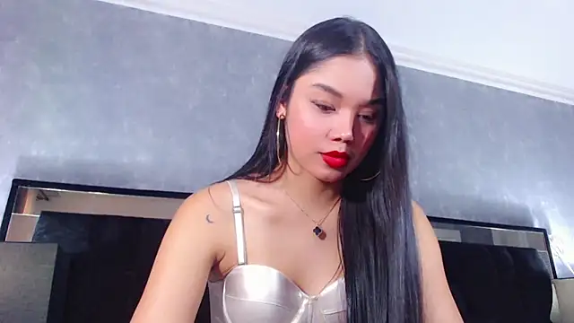 Snapshot of JasmineMoore chatting on 02/01/25, 09:19 JasmineMoore online show from 02/01/25, 09:19
