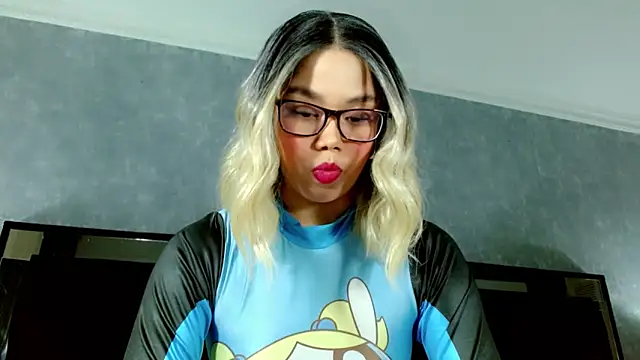 JasmineMoore online show from 10/27/25, 09:49