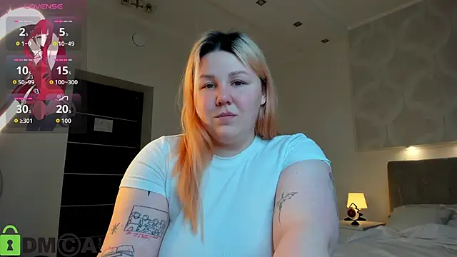 Snapshot of Ruth_Oliver chatting on 11/30/25, 09:21 Ruth Oliver online show from 11/30/25, 09:21