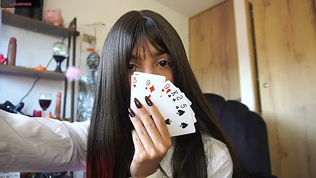 MissKorah online show from 10/31/25, 10:05