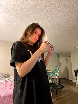 SafeinouterSpace online show from 11/05/25, 06:38