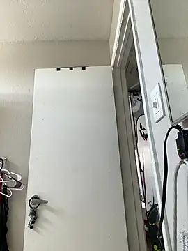 SafeinouterSpace online show from 03/07/26, 07:08