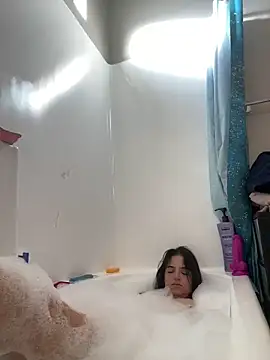 SafeinouterSpace online show from 12/14/25, 04:01