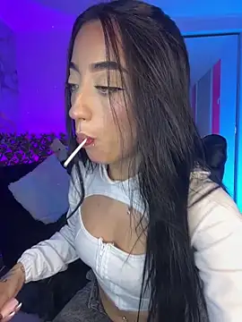 Snapshot of Ady_18 chatting on 02/27/26, 08:08 Ady 18 online show from 02/27/26, 08:08