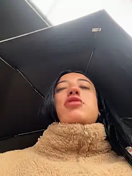 Ady 18 online show from 04/15/26, 12:42