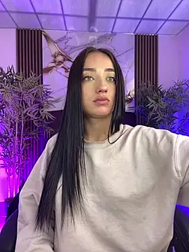 Snapshot of Ady_18 chatting on 02/13/26, 06:19 Ady 18 online show from 02/13/26, 06:19