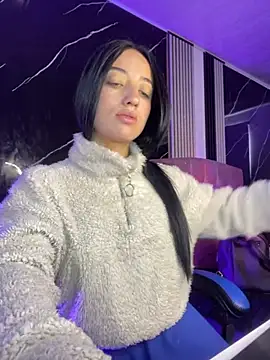 Ady 18 online show from 11/29/25, 04:07