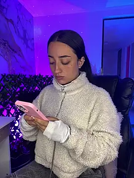 Snapshot of Ady_18 chatting on 02/18/26, 08:49 Ady 18 online show from 02/18/26, 08:49