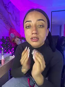 Snapshot of Ady_18 chatting on 02/21/26, 04:53 Ady 18 online show from 02/21/26, 04:53