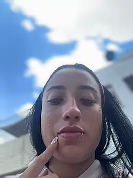 Ady 18 online show from 04/02/26, 06:14