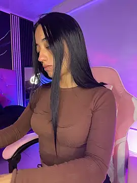 Ady 18 online show from 04/14/26, 07:19