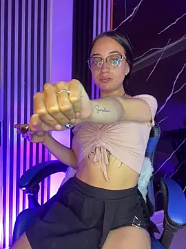 Ady 18 online show from 10/20/25, 07:58