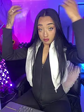 Snapshot of Ady_18 chatting on 02/19/26, 06:49 Ady 18 online show from 02/19/26, 06:49