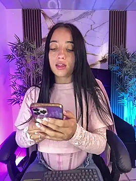 Snapshot of Ady_18 chatting on 02/01/26, 07:23 Ady 18 online show from 02/01/26, 07:23