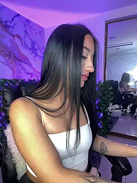 Snapshot of Ady_18 chatting on 01/13/26, 07:40 Ady 18 online show from 01/13/26, 07:40