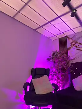 Snapshot of Ady_18 chatting on 02/10/26, 05:12 Ady 18 online show from 02/10/26, 05:12