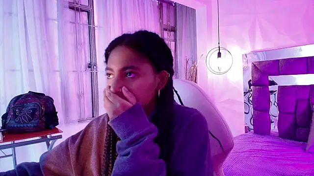Snapshot of Queen_perla_ chatting on 06/27/26, 12:55 Queen perla online show from 06/27/26, 12:55